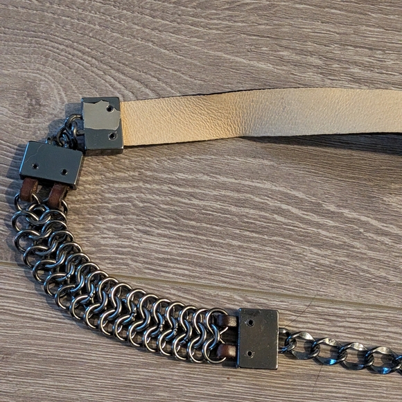 Stylish Black and Silver Women's Chain Belt. Luisa Cerano. - Picture 8 of 10